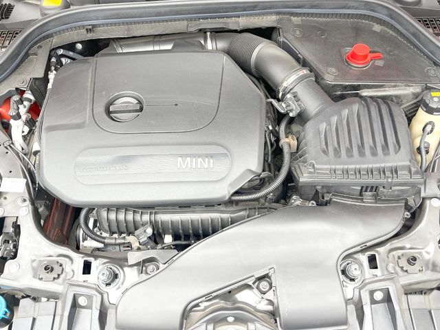 BMW MINI COOPER 5DOOR 2019 Image 31