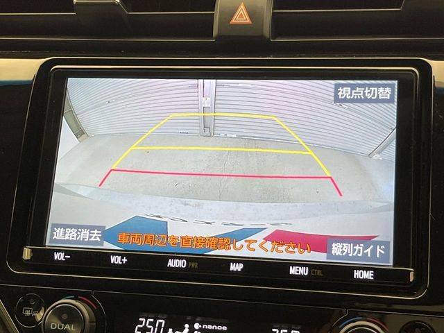 TOYOTA CAMRY HYBRID 2019 Image 31