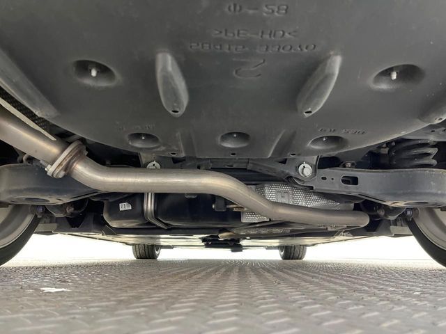 TOYOTA CAMRY HYBRID 2019 Image 31