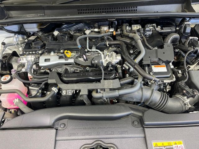 TOYOTA PRIUS 4WD 2023 Image 31