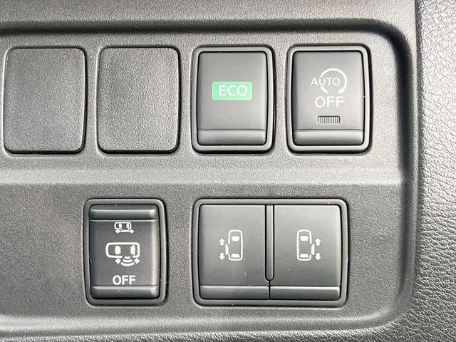 NISSAN SERENA  S-HYBRID 2017 Image 31