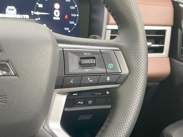 MITSUBISHI OUTLANDER PHEV 2024 Image 31