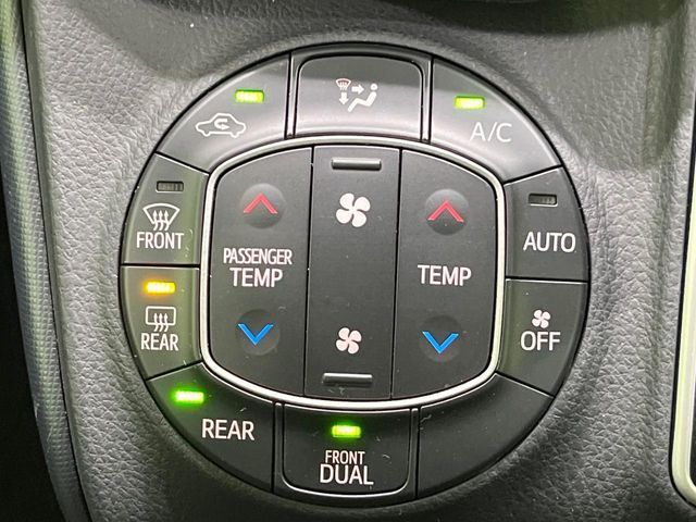 TOYOTA VOXY 4WD 2015 Image 31