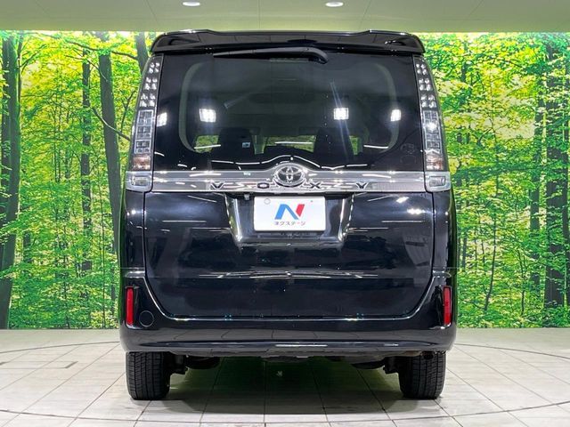 TOYOTA VOXY 4WD 2015 Image 31