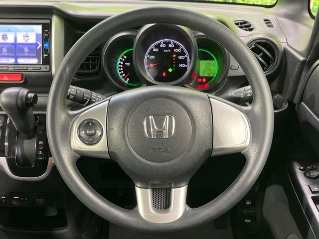 HONDA N BOX 2016 Image 31
