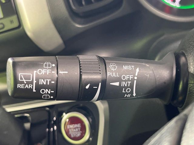 HONDA N BOX 2016 Image 31