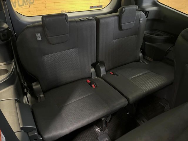 TOYOTA NOAH 2022 Image 31