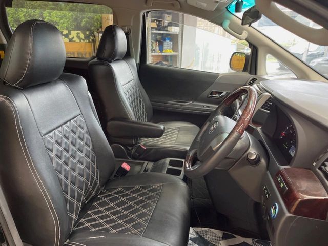 TOYOTA ALPHARD 2013 Image 31