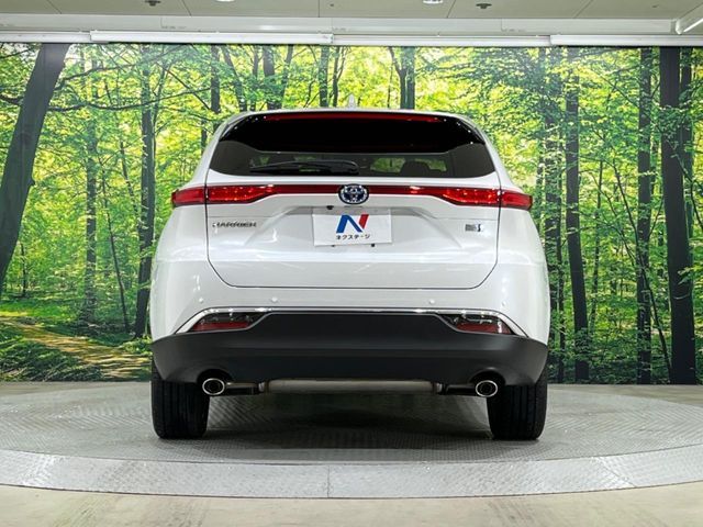 TOYOTA HARRIER HYBRID 2023 Image 31