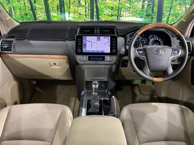 TOYOTA LANDCRUISER PRADO 2023 Image 31