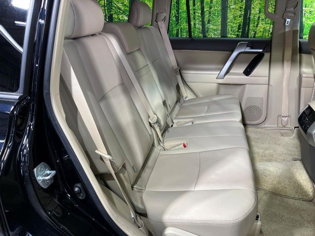 TOYOTA LANDCRUISER PRADO 2023 Image 31