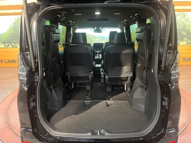 TOYOTA VOXY 2024 Image 31