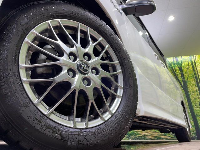 TOYOTA VOXY HYBRID 2017 Image 31