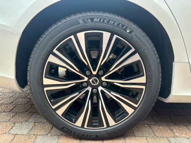 VOLVO V60 2025 Image 31