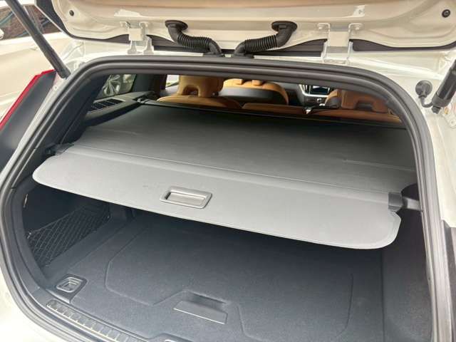 VOLVO V60 2025 Image 31