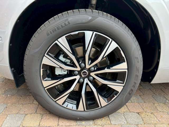 VOLVO XC60 2025 Image 31