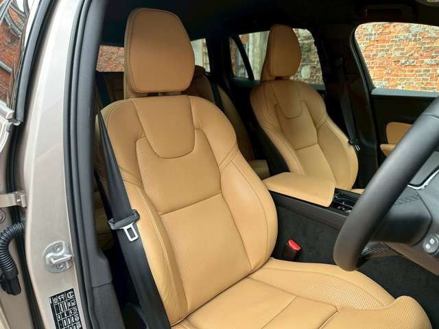 VOLVO V60 2025 Image 31