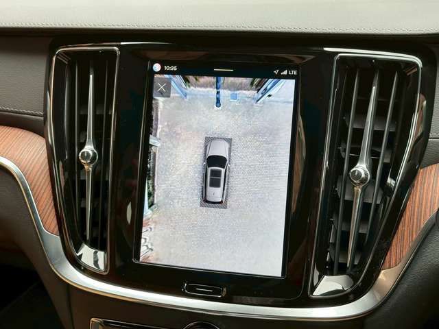 VOLVO V60 2025 Image 31