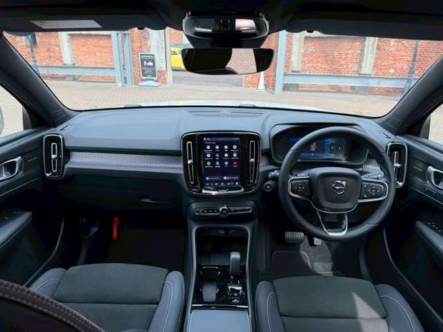 VOLVO XC40 2025 Image 31