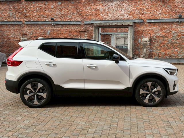 VOLVO XC40 2025 Image 31