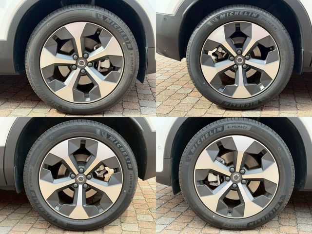 VOLVO XC40 2025 Image 31