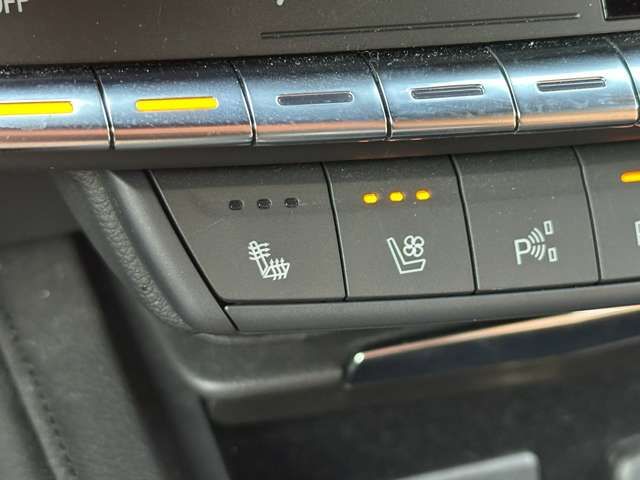 CADILLAC XT4 2025 Image 31