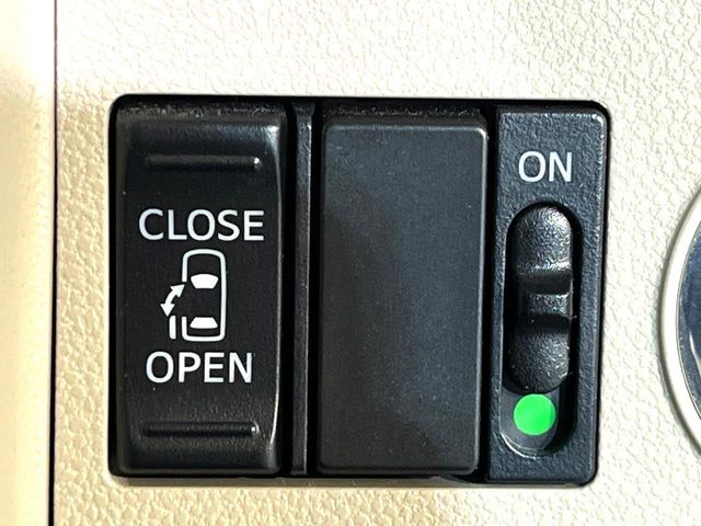 DAIHATSU TANTO 4WD 2017 Image 31