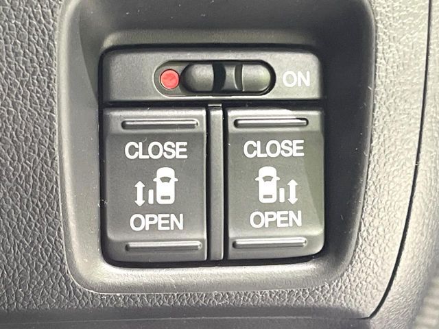 HONDA N BOX CUSTOM 2017 Image 31