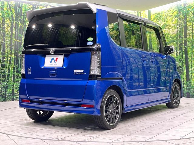 HONDA N BOX CUSTOM 2017 Image 31