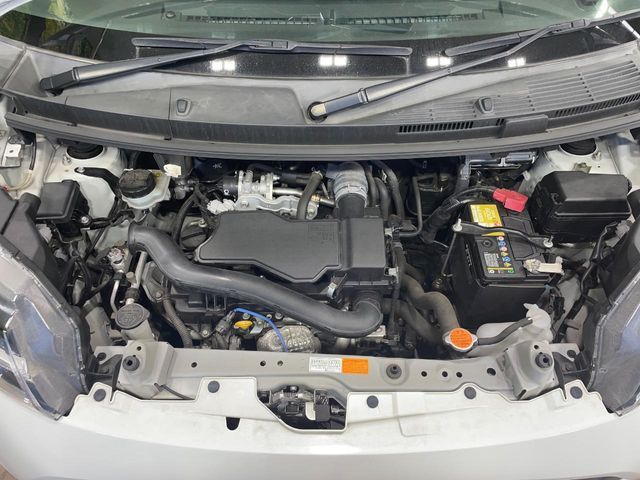 TOYOTA TANK 2019 Image 31