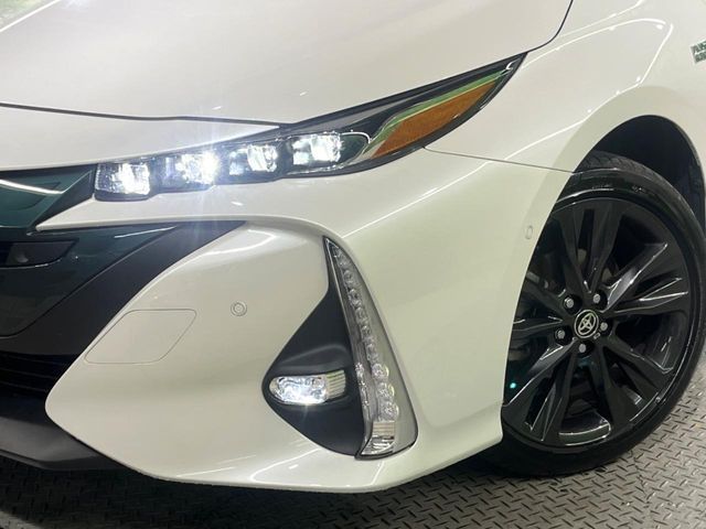 TOYOTA PRIUS PHV 2017 Image 31