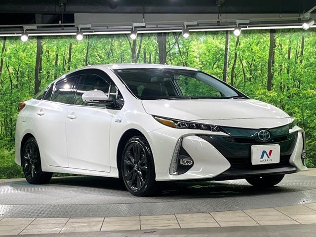 TOYOTA PRIUS PHV 2017 Image 31