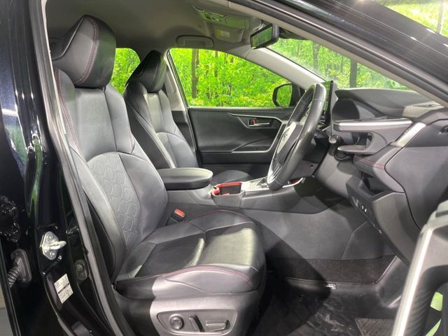 TOYOTA RAV4 HYBRID 4WD 2023 Image 31