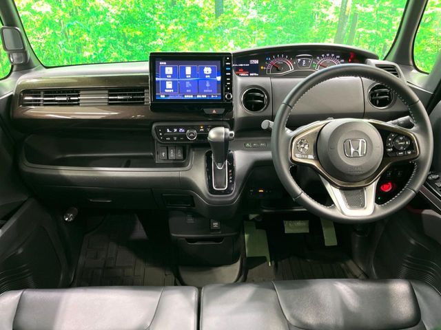 HONDA N BOX CUSTOM 2019 Image 31