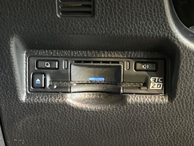 TOYOTA VOXY HYBRID 2025 Image 31