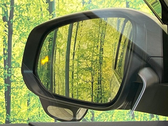 TOYOTA VOXY HYBRID 2025 Image 31