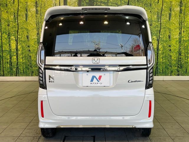 HONDA N BOX CUSTOM 2022 Image 31
