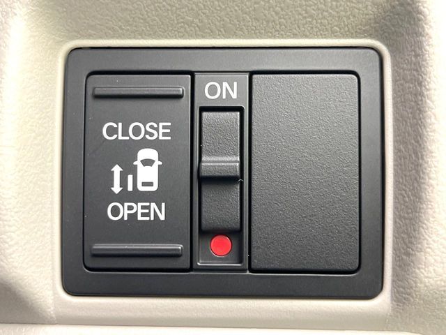 HONDA N BOX 2025 Image 31