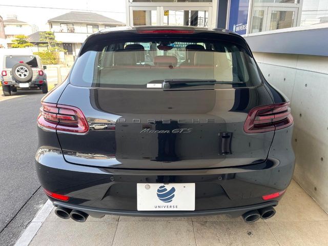 PORSCHE MACAN 2017 Image 31