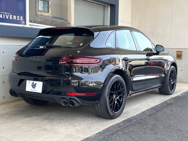 PORSCHE MACAN 2017 Image 31