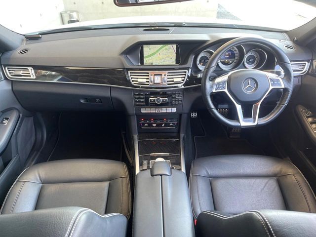 MERCEDES BENZ E CLAS 2015 Image 31