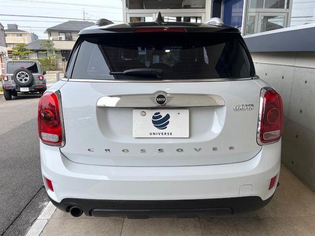 BMW MINI COOPER CROS 2018 Image 31