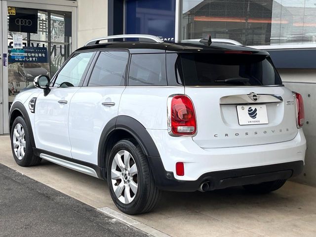 BMW MINI COOPER CROS 2018 Image 31