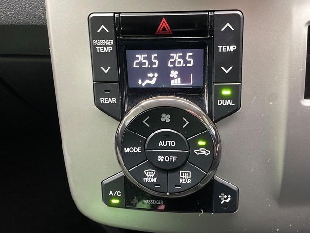 TOYOTA NOAH 2013 Image 31