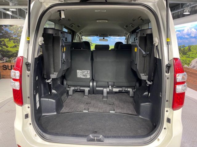 TOYOTA NOAH 2013 Image 31