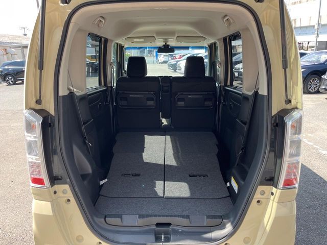 HONDA N BOX 2015 Image 31