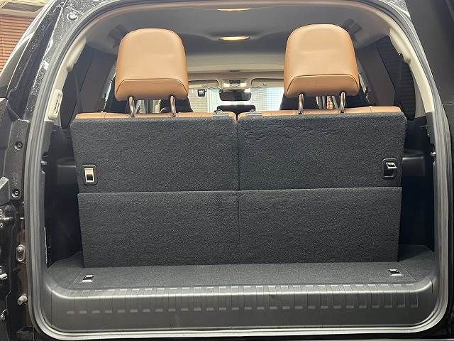 TOYOTA LANDCRUISER PRADO 2021 Image 31