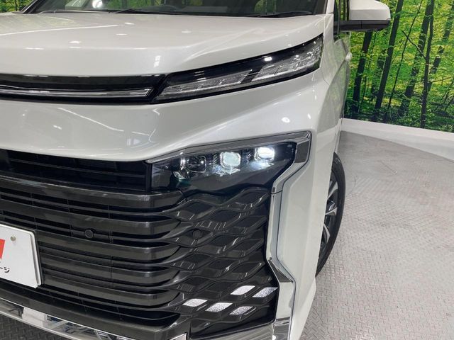 TOYOTA VOXY HYBRID 2024 Image 31