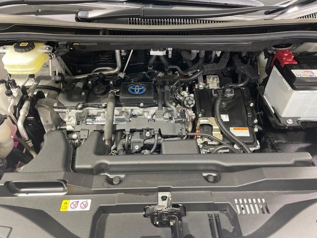 TOYOTA VOXY HYBRID 2024 Image 31