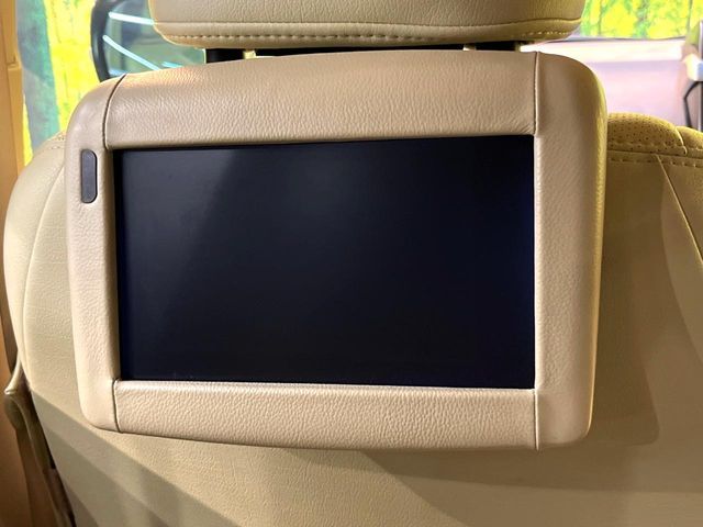 TOYOTA LANDCRUISER PRADO 2015 Image 31